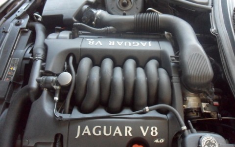 Jaguar XK8 Coupé 4.0 V8 294 cv 