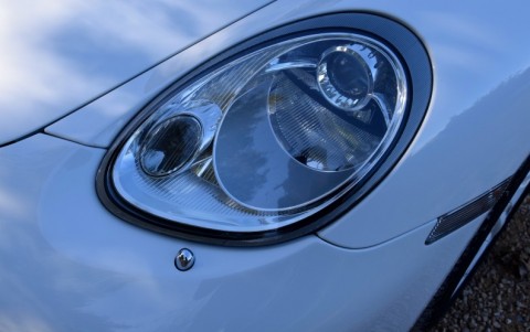 Porsche Boxster S Design Edition 2 601 / 288 : Projecteurs bi-Xénon (P74) / Lave phares (P74)
