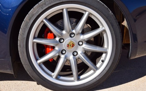 Porsche 997 Carrera S 3.8 355cv XRR : Jantes aluminium 19 Carrera Sport (avec écusson de roue couleur)