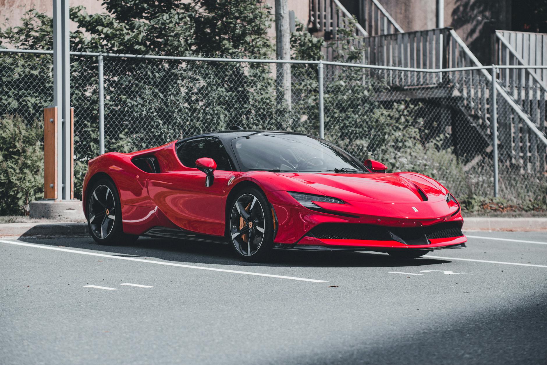 Ferrari SF90 Stradale moteur hybride, — Ferrari SF90 Stradale voiture hybride