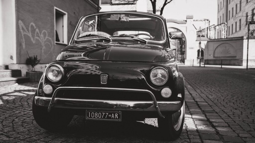 Voiture sans permis Fiat, quels — voiture Fiat Topolino rétro rue